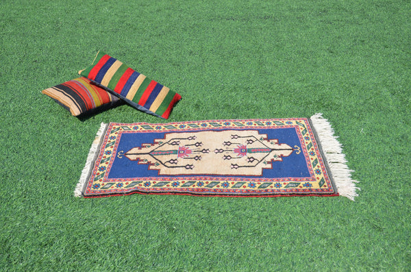 Vintage Handmade Turkish small area rug for home decor, bathroom rug, area rug oushak rug boho rug kitchen rug  kilim rug door mat, rugs 4x2, 665308