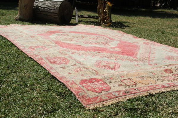 Unique Vintage Turkish Anatolian rug for home decor, area rug, oushak rug boho rug bedroom rug kitchen rug  bathroom rug kilim, rugs 6x4, 664280