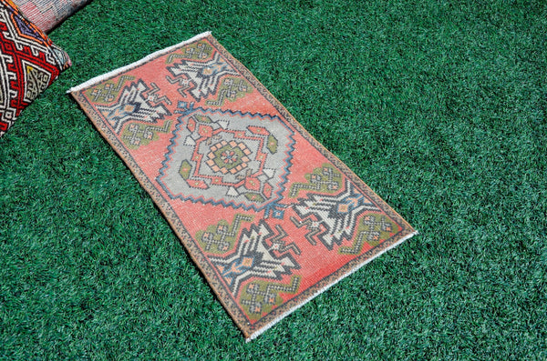 Handmade Turkish Vintage small area rug doormat for home decor, bathroom rug, area oushak rug bathroom mat kitchen kilim rug, rug 3.2x1.7, 665713