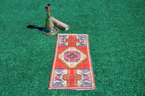 Turkish Handmade Vintage small area rug doormat for home decor, bathroom rug, area oushak rug bathroom mat kitchen kilim rug, rug 3.3X1.7, 665702