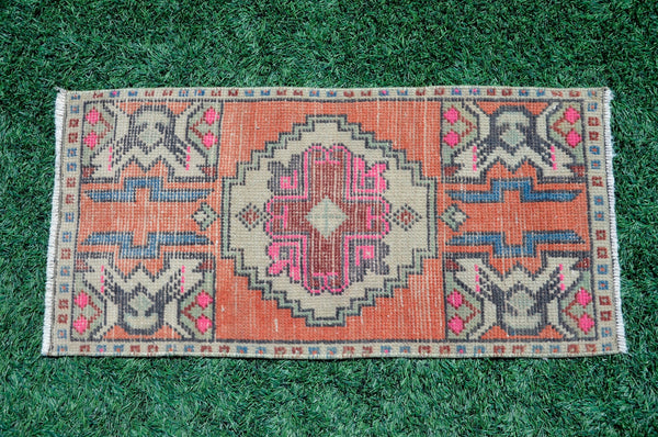 Unique Turkish Vintage small area rug doormat for home decor, bathroom rug, area oushak rug bathroom mat kitchen rug  kilim rug, rug 3,2X1,7, 665530
