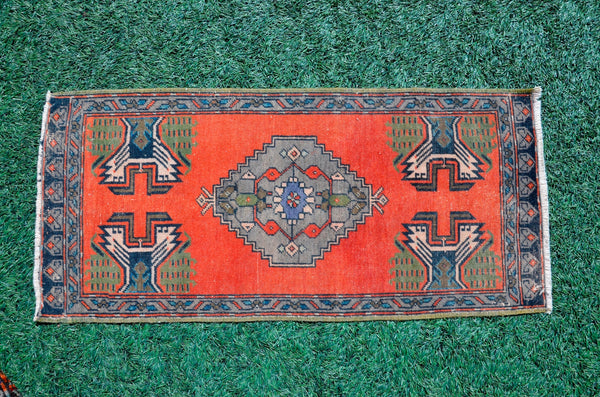 Unique Turkish Vintage small area rug doormat for home decor, bathroom rug, area oushak rug bathroom mat kitchen rug kilim rug, rug 3.6x1.7, 665665