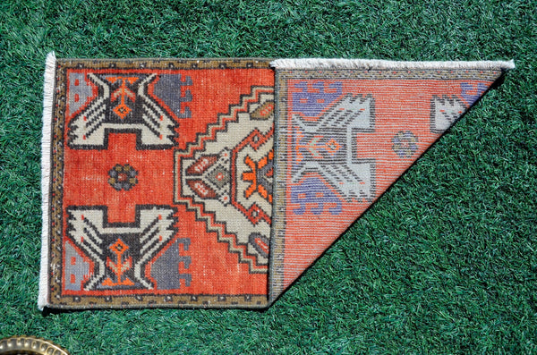 Natural Turkish Vintage small area rug doormat for home decor, bathroom rug, area oushak rug bathroom mat kitchen kilim rug, rug 3.1X1.7, 665684