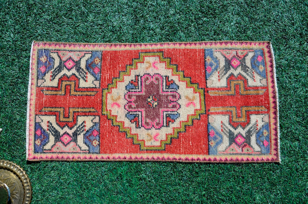 Turkish Handmade Vintage small area rug doormat for home decor, bathroom rug, area oushak rug bathroom mat kitchen kilim rug, rug 3.3X1.7, 665702