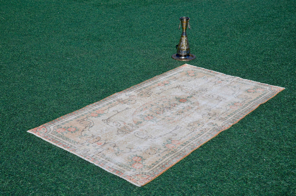 Unique Vintage Turkish Anatolian rug for home decor, area rug, oushak rug boho rug bedroom rug kitchen rug  bathroom rug kilim, rugs 4x6, 666181