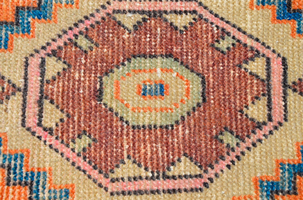Natural Turkish Vintage small area rug doormat for home decor, bathroom rug, area oushak rug bathroom mat kitchen rug kilim rug, rug 3X1.4, 665960