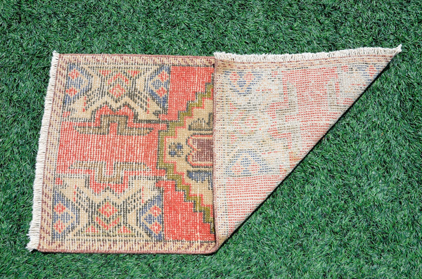 Vintage Handmade Turkish small area rug doormat for home decor, bathroom rug, area rug bathroom mat kitchen kilim rug, rug 3X1.6, 665842