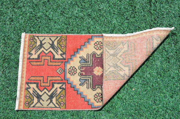 Natural Turkish Vintage small area rug doormat for home decor, bathroom rug, area oushak rug bathroom mat kitchen rug kilim rug, rug 3X1.4, 665852